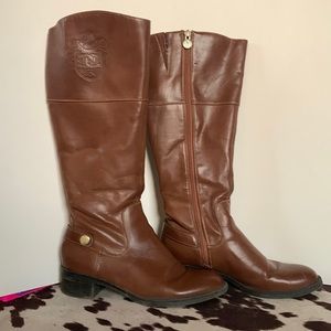 Brown boots